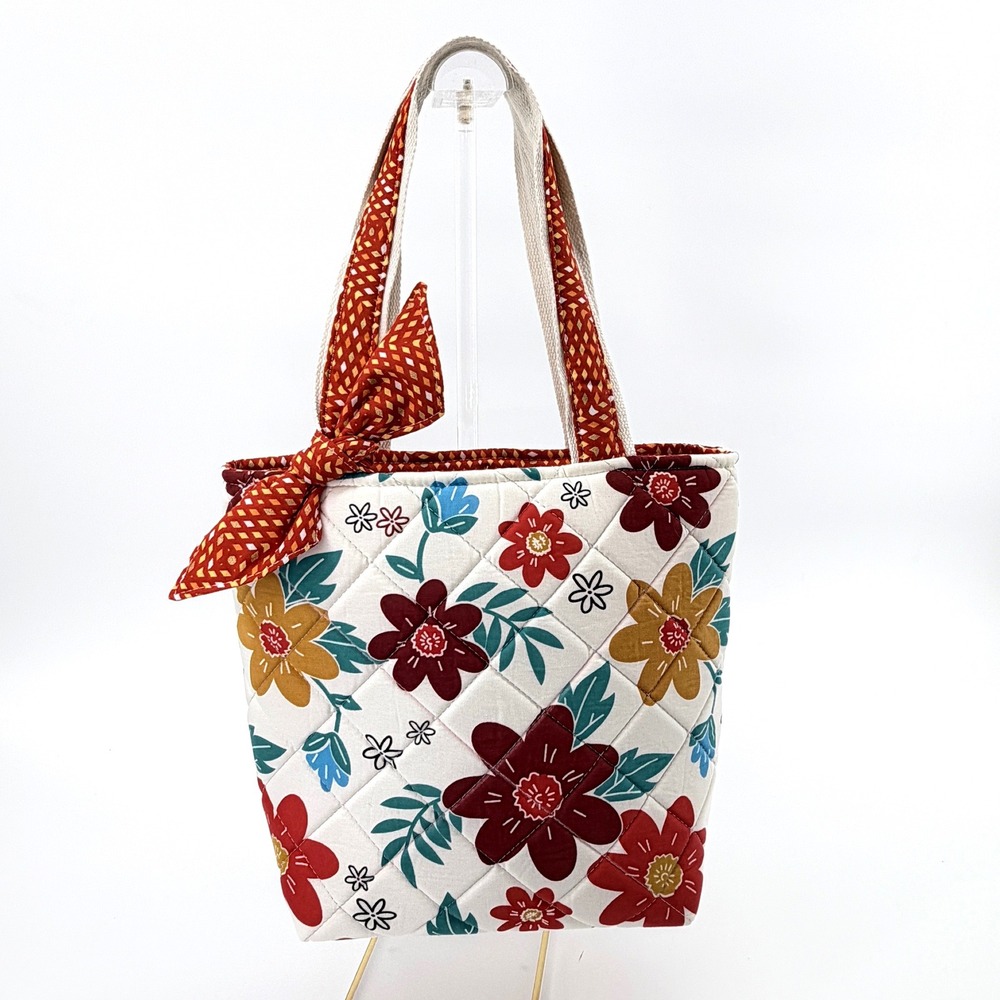 The Lavender Bee Quilted Tote Bag Handmade Womens OS White Floral Bow Accent NEW